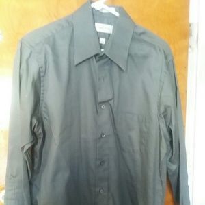 Mens Van Heusen Button Up Shirt